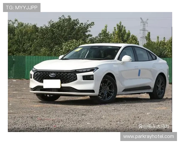 1.5T能做到4.56L油耗?试驾2025款蒙迪欧混动版 1.5T能做到4.56L油耗?试驾2025款蒙迪欧混动版